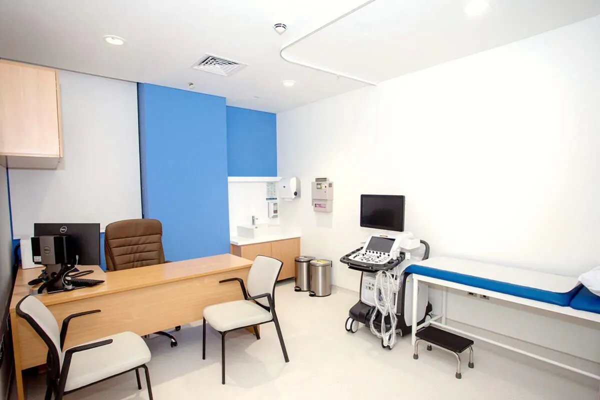 Consulting room at Dubai London Hospital